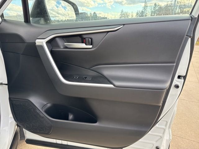 2024 Toyota RAV4 XLE AWD