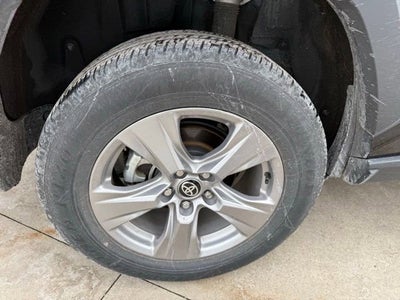 2025 Toyota RAV4 XLE AWD