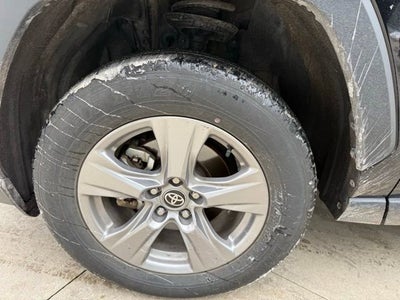 2025 Toyota RAV4 XLE AWD