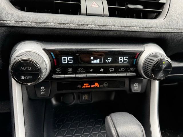 2025 Toyota RAV4 XLE AWD