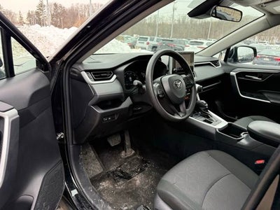 2025 Toyota RAV4 XLE AWD