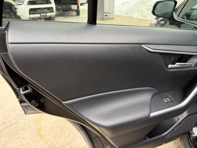 2025 Toyota RAV4 XLE AWD