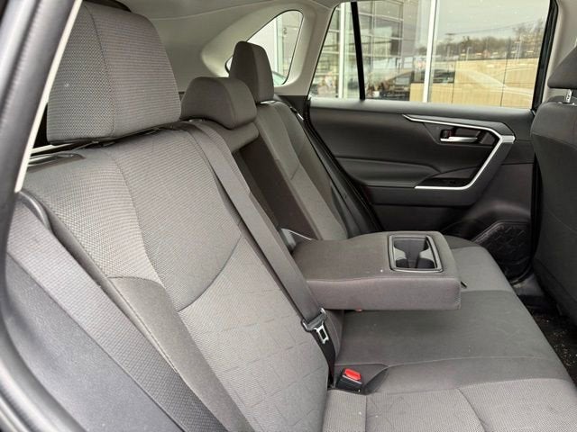 2025 Toyota RAV4 XLE AWD