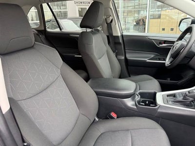 2025 Toyota RAV4 XLE AWD