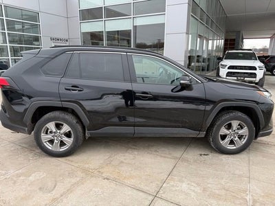 2025 Toyota RAV4 XLE AWD