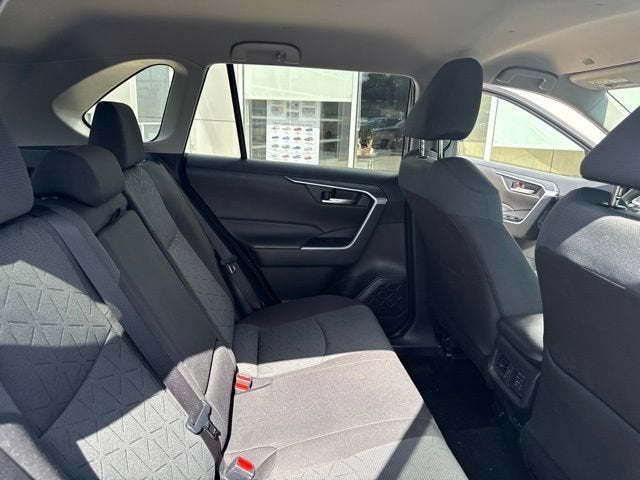 2025 Toyota RAV4 XLE AWD