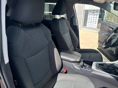 2025 Toyota RAV4 XLE AWD