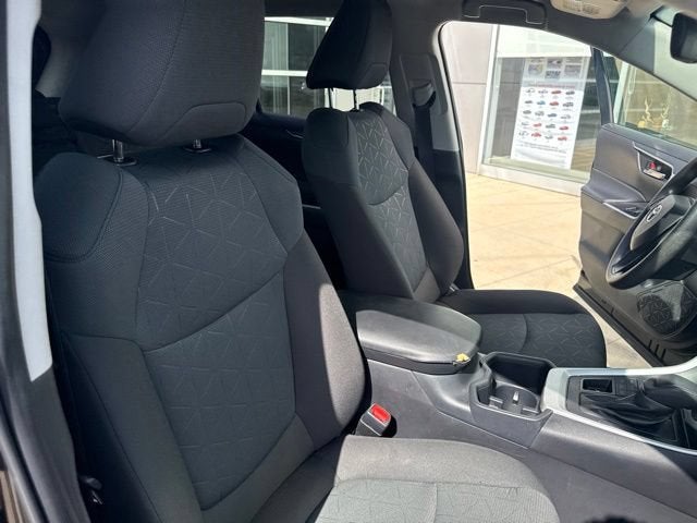 2025 Toyota RAV4 XLE AWD