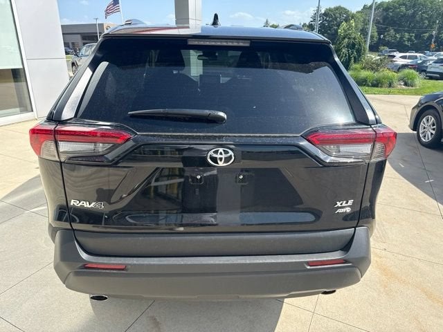 2025 Toyota RAV4 XLE AWD