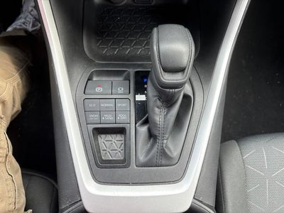 2025 Toyota RAV4 XLE AWD