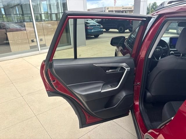 2023 Toyota RAV4 XLE AWD