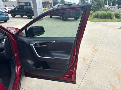 2023 Toyota RAV4 XLE AWD