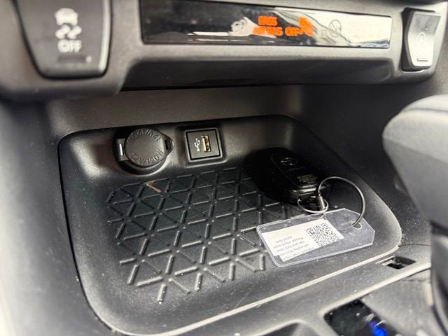 2025 Toyota RAV4 XLE AWD