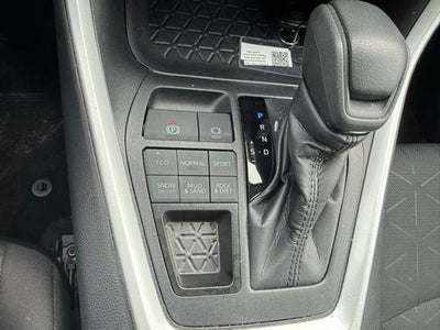 2025 Toyota RAV4 XLE AWD