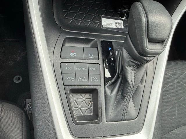 2025 Toyota RAV4 XLE AWD