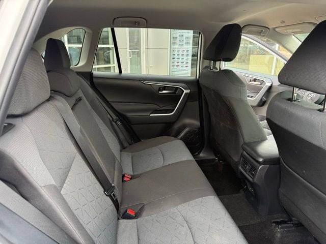 2025 Toyota RAV4 XLE AWD