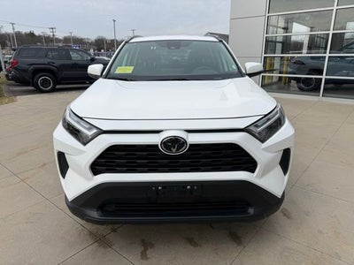 2025 Toyota RAV4 XLE AWD