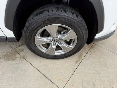 2025 Toyota RAV4 XLE AWD