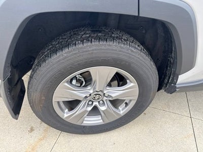 2024 Toyota RAV4 XLE AWD