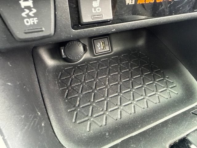 2024 Toyota RAV4 XLE AWD
