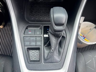2024 Toyota RAV4 XLE AWD