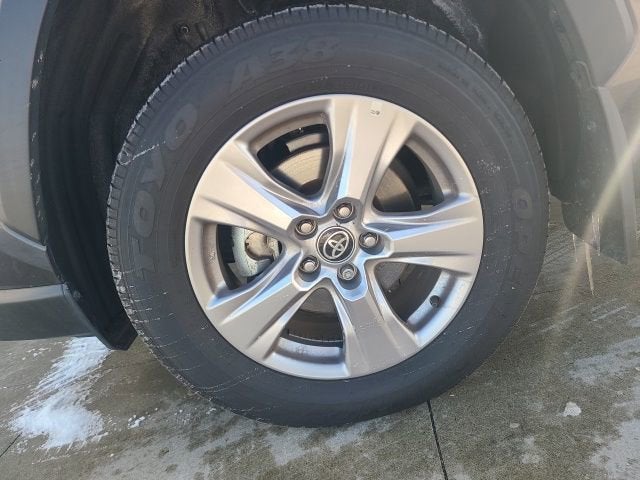 2025 Toyota RAV4 XLE AWD