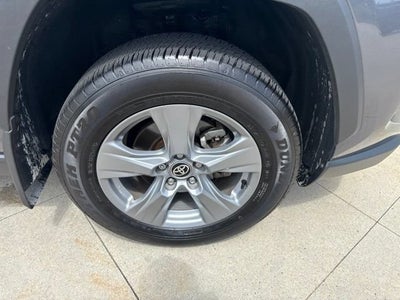 2025 Toyota RAV4 XLE AWD