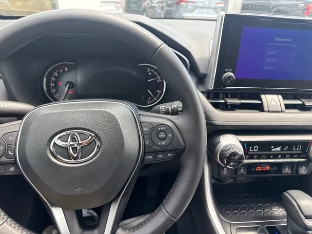2025 Toyota RAV4 XLE AWD