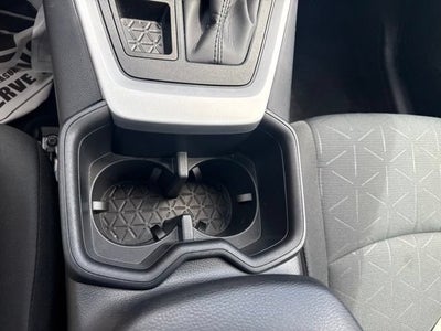 2025 Toyota RAV4 XLE AWD