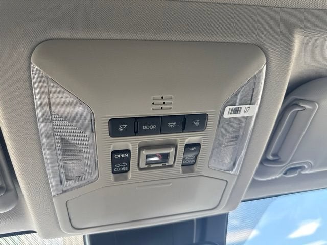 2025 Toyota RAV4 XLE AWD