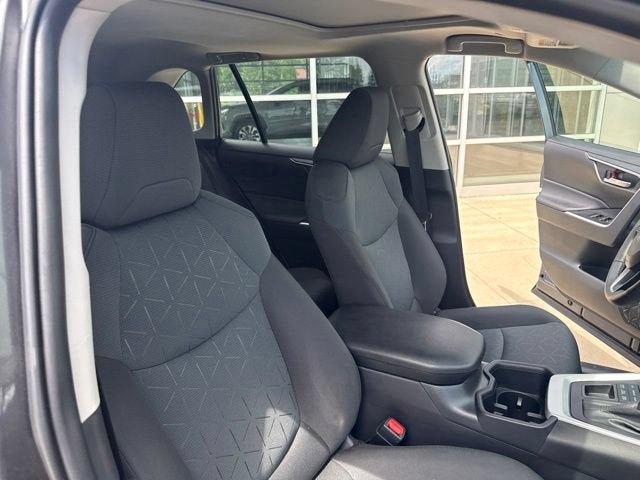 2025 Toyota RAV4 XLE AWD