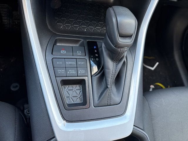 2025 Toyota RAV4 XLE AWD