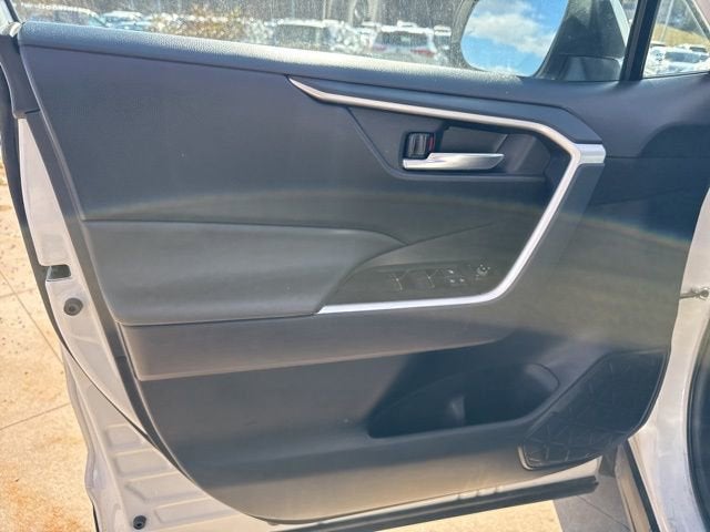 2025 Toyota RAV4 XLE AWD