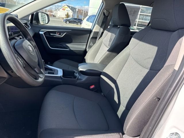 2025 Toyota RAV4 XLE AWD