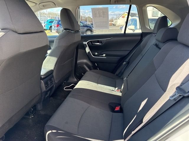 2025 Toyota RAV4 XLE AWD