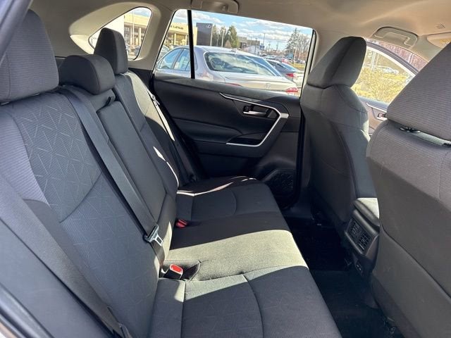 2025 Toyota RAV4 XLE AWD