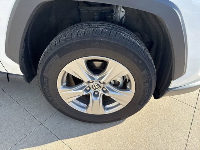 2025 Toyota RAV4 XLE AWD