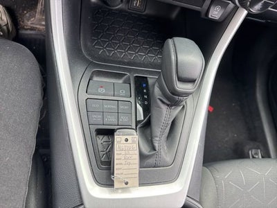 2025 Toyota RAV4 XLE AWD