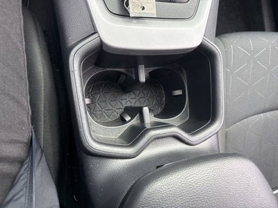 2025 Toyota RAV4 XLE AWD