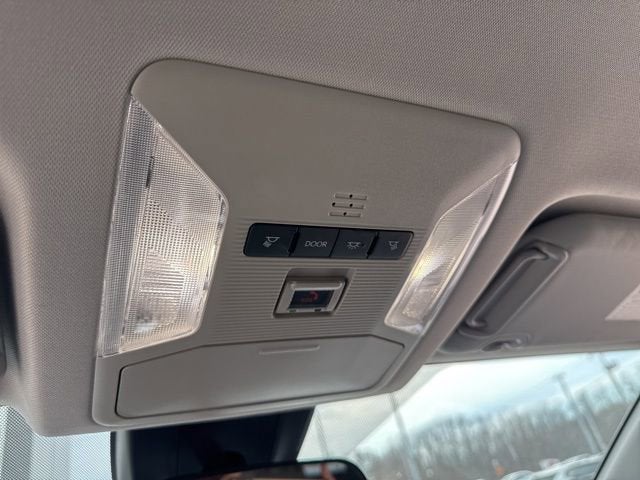 2025 Toyota RAV4 XLE AWD