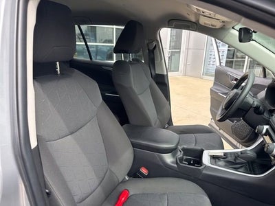 2025 Toyota RAV4 XLE AWD