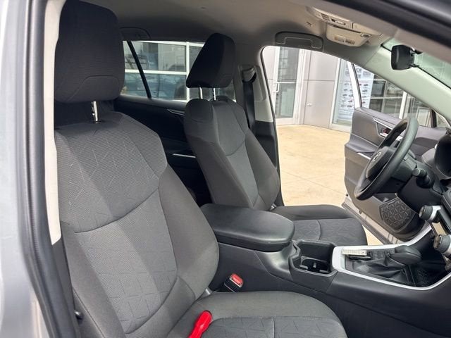 2025 Toyota RAV4 XLE AWD