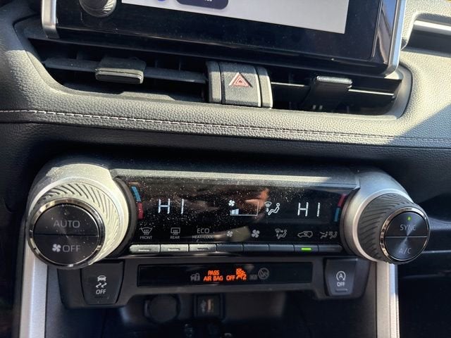 2025 Toyota RAV4 XLE AWD