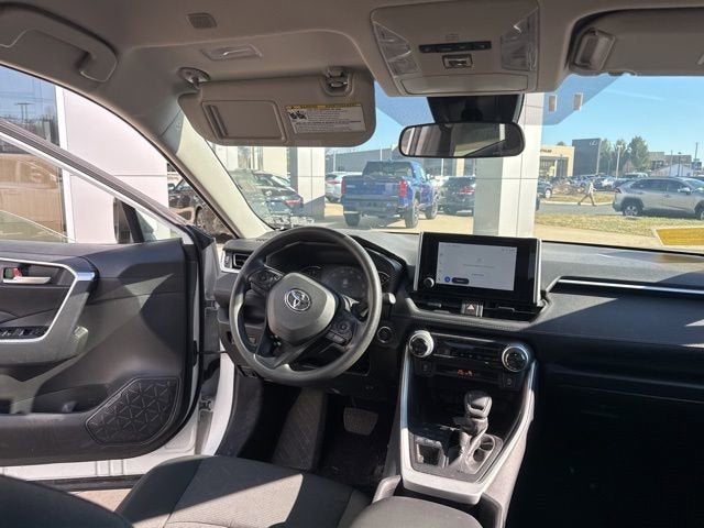 2025 Toyota RAV4 XLE AWD