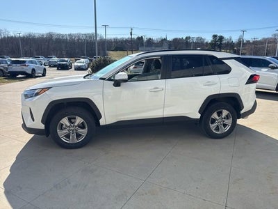 2025 Toyota RAV4 XLE AWD