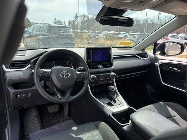 2024 Toyota RAV4 XLE AWD