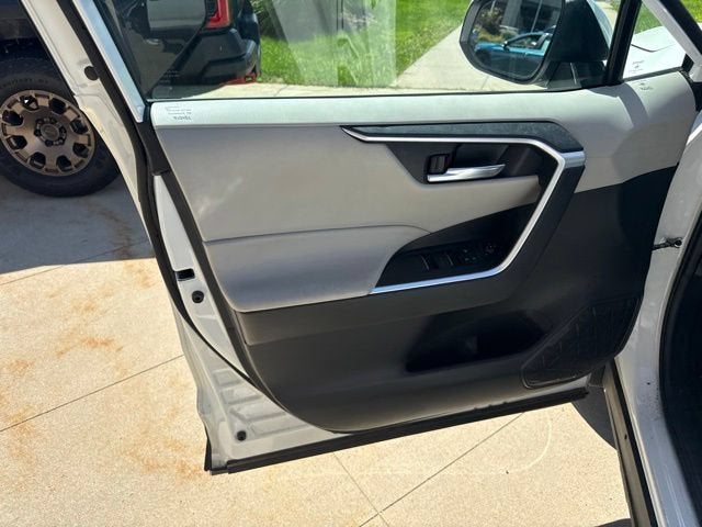 2024 Toyota RAV4 XLE AWD