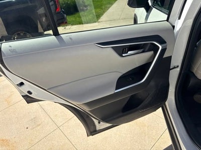 2024 Toyota RAV4 XLE AWD