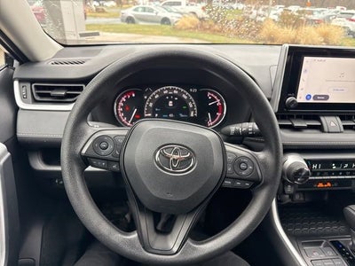 2025 Toyota RAV4 XLE AWD
