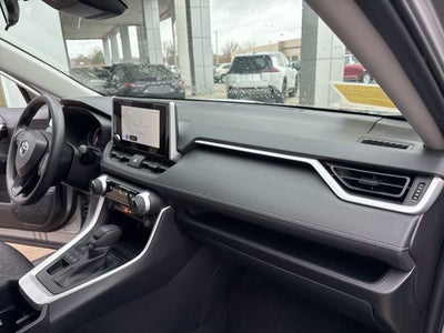 2025 Toyota RAV4 XLE AWD